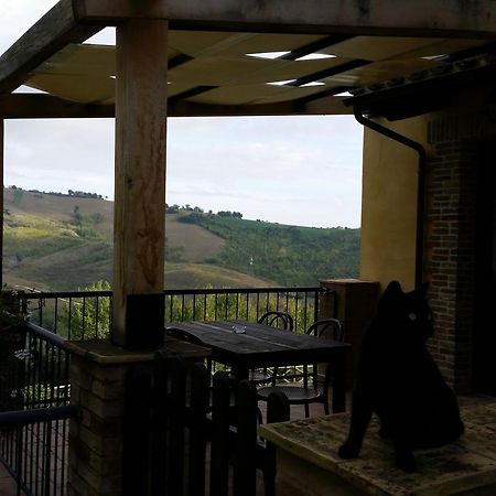 Agriturismo Tre Querce Penna San Giovanni Kültér fotó