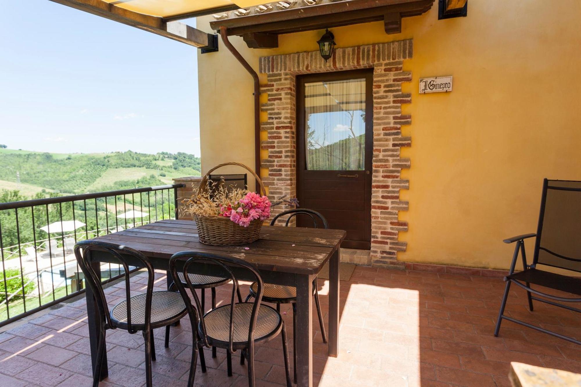 Agriturismo Tre Querce Penna San Giovanni Kültér fotó