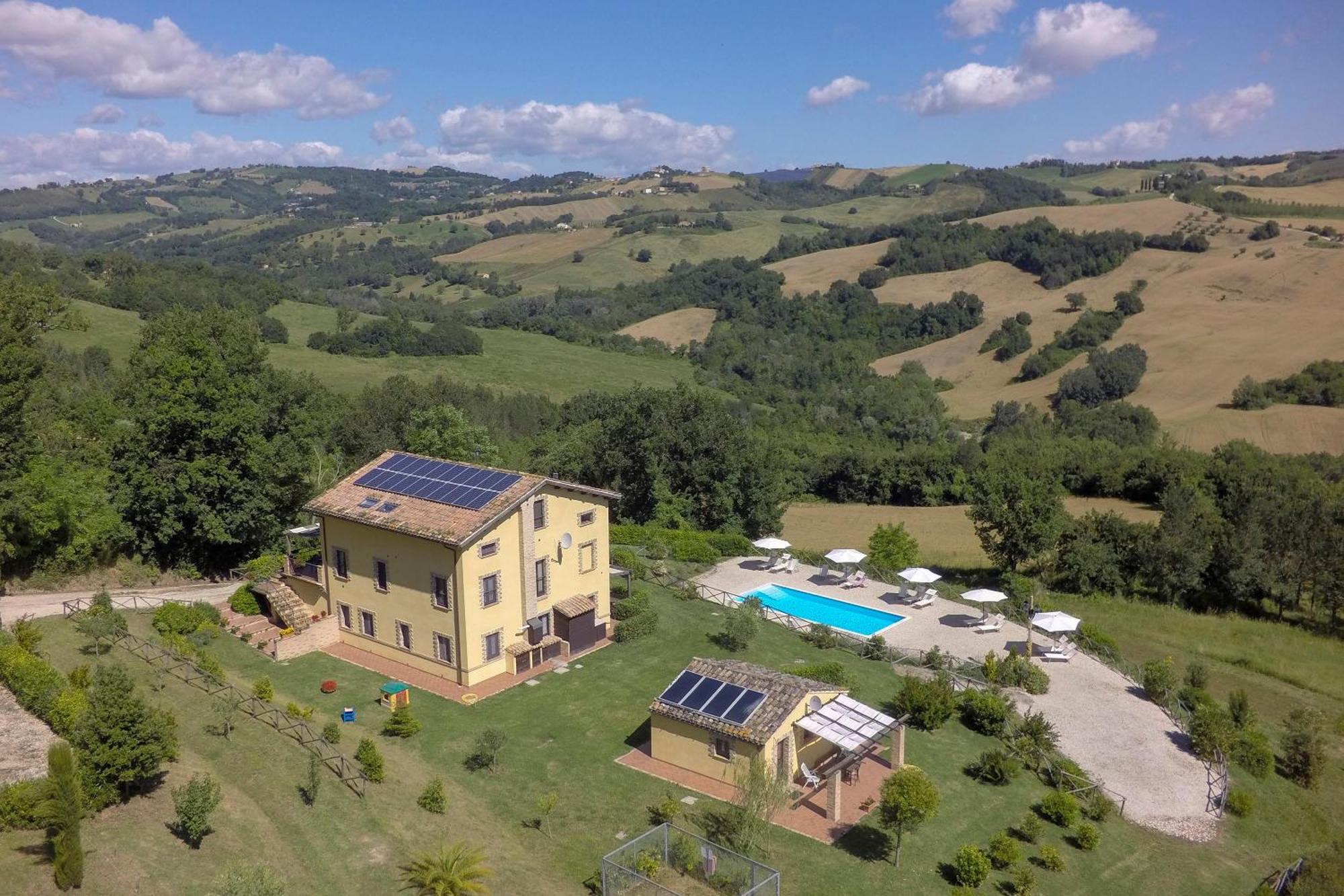Agriturismo Tre Querce Penna San Giovanni Kültér fotó