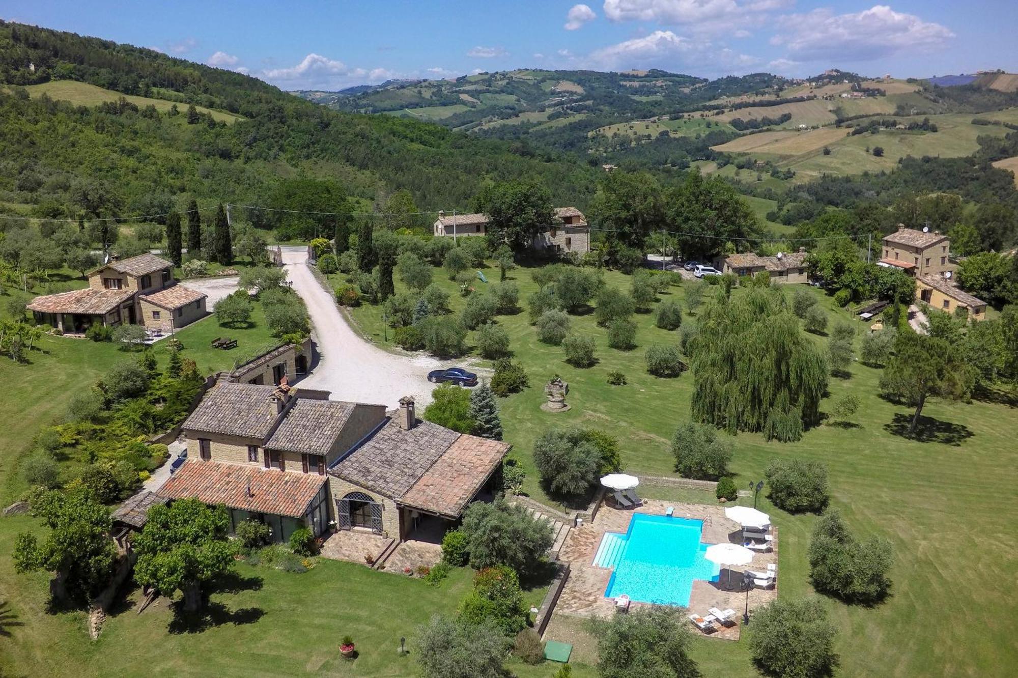 Agriturismo Tre Querce Penna San Giovanni Kültér fotó