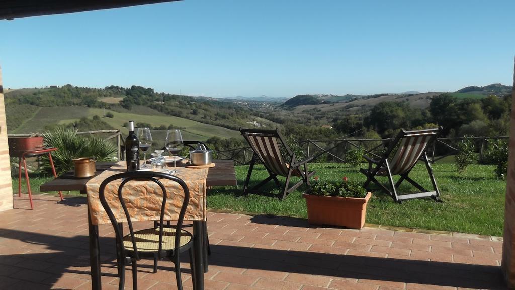 Agriturismo Tre Querce Penna San Giovanni Kültér fotó