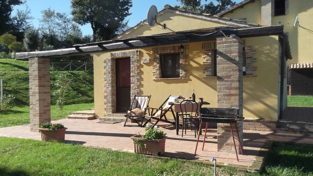 Agriturismo Tre Querce Penna San Giovanni Kültér fotó